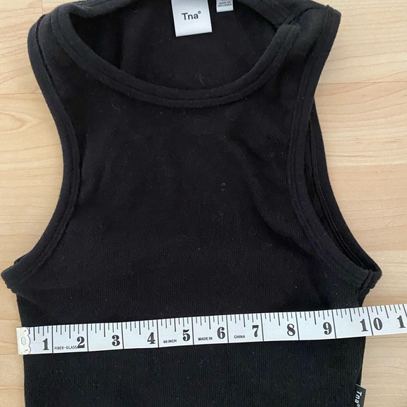 Bundle of 2 TNA crop tank tops  - Black and grey - Picture 2 of 4
